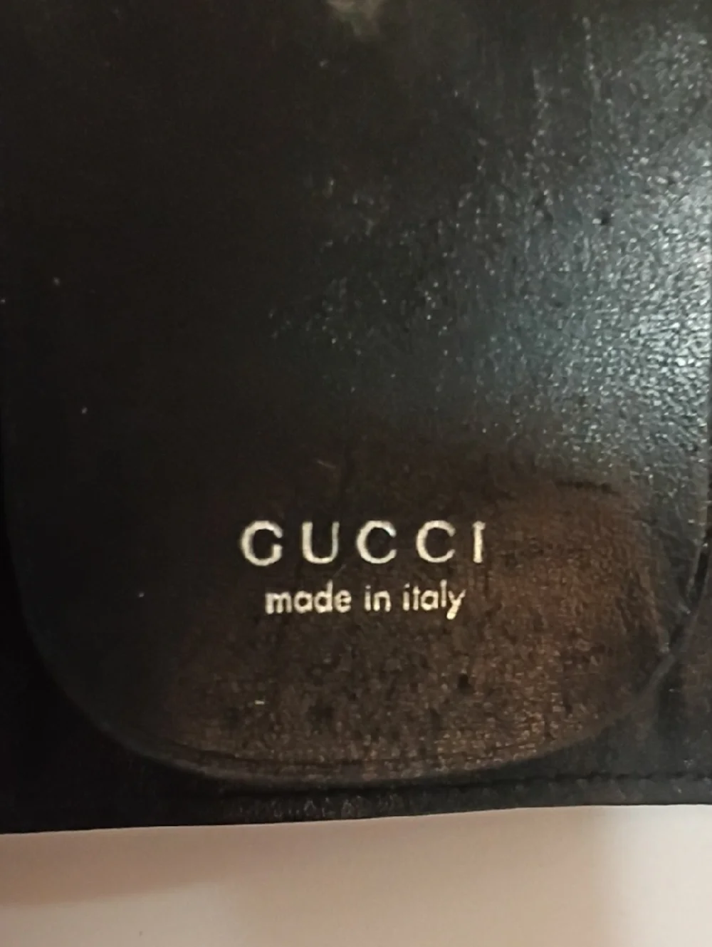Gucci Black Leather Keyholder with Silver G Plaque